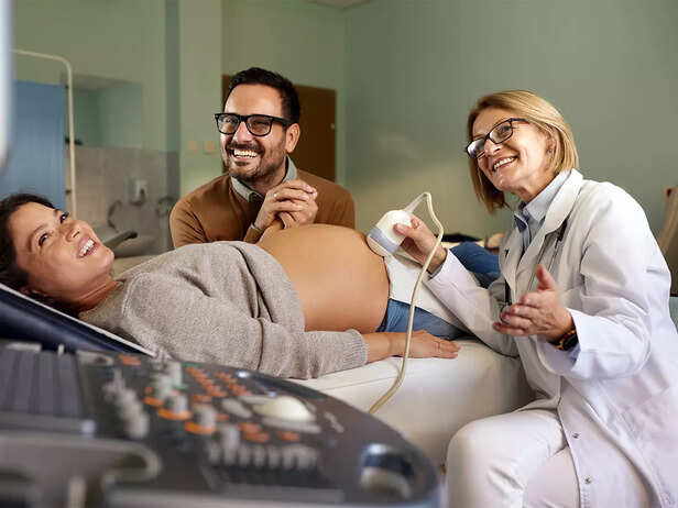 couple at ultrasound