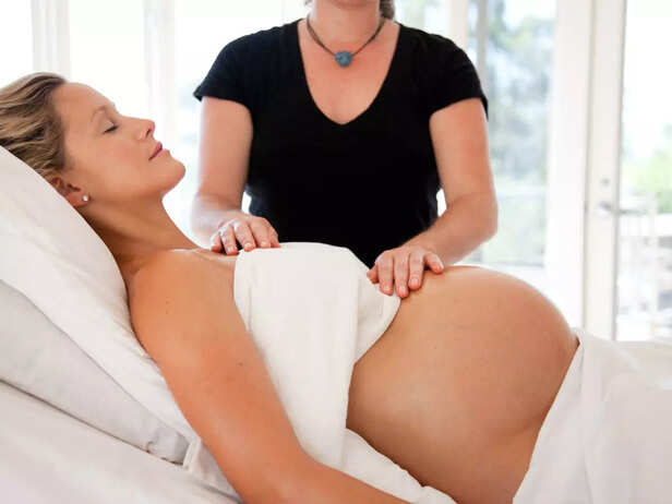pregnant woman massage